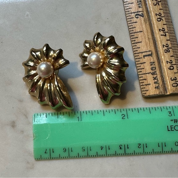 Gold Shell Pearl Statement Post Earrings - Picture 6 of 9